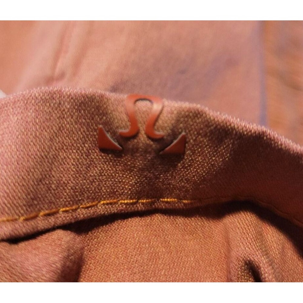 Lululemon Men's Bowline Short 5" Stretch Ripstop Shorts Size M Rust Pockets - Picture 4 of 8